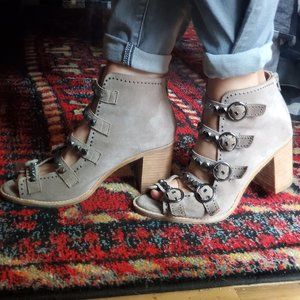 Jeffrey Campbell Bess Stud chunky heel